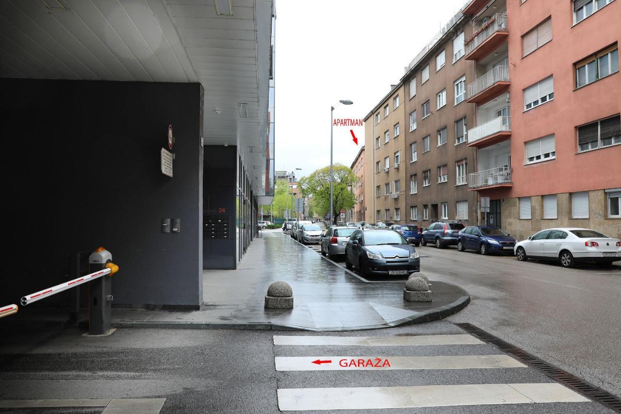 Apartment Elena 1, Zagreb City With Garage エクステリア 写真